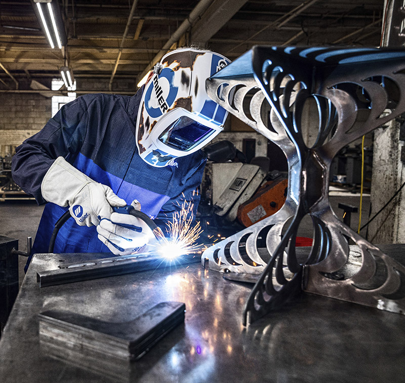 Millermatic 142 Greg Chair 5996